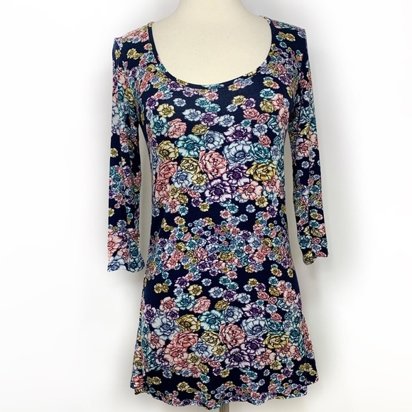 Stitch Fix l Loveappella Flower Print Tunic Top - Picture 1 of 7